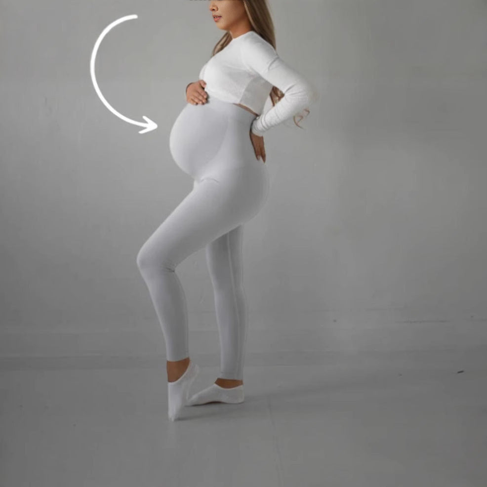 Support your bump with comfort — stretchy, seamless, colorful fit!